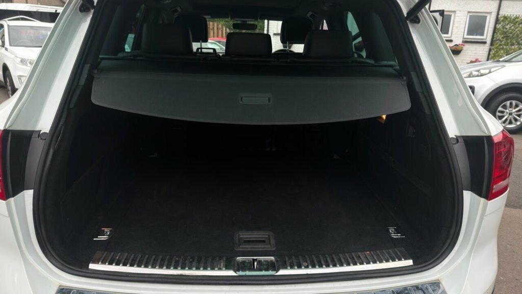 Volkswagen Touareg Blue #32