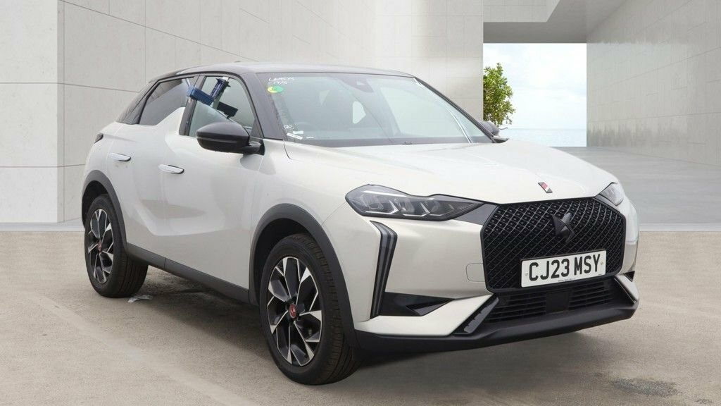 DS DS 3 1.2L Performance Line White
