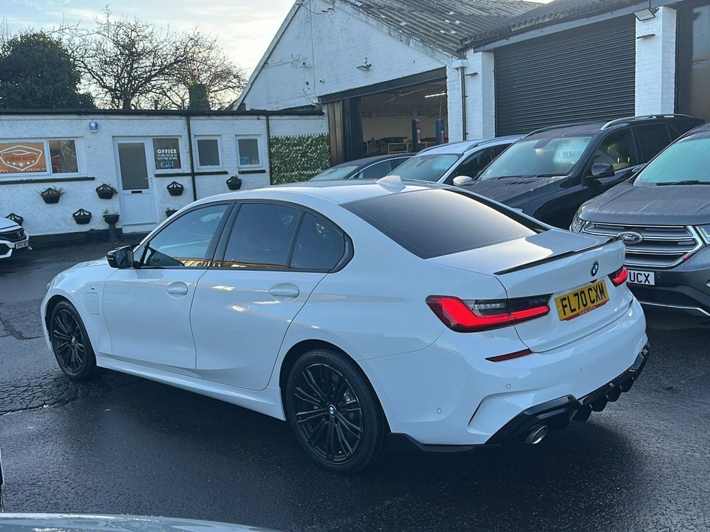 BMW 3 Series 2L M Sport White #3