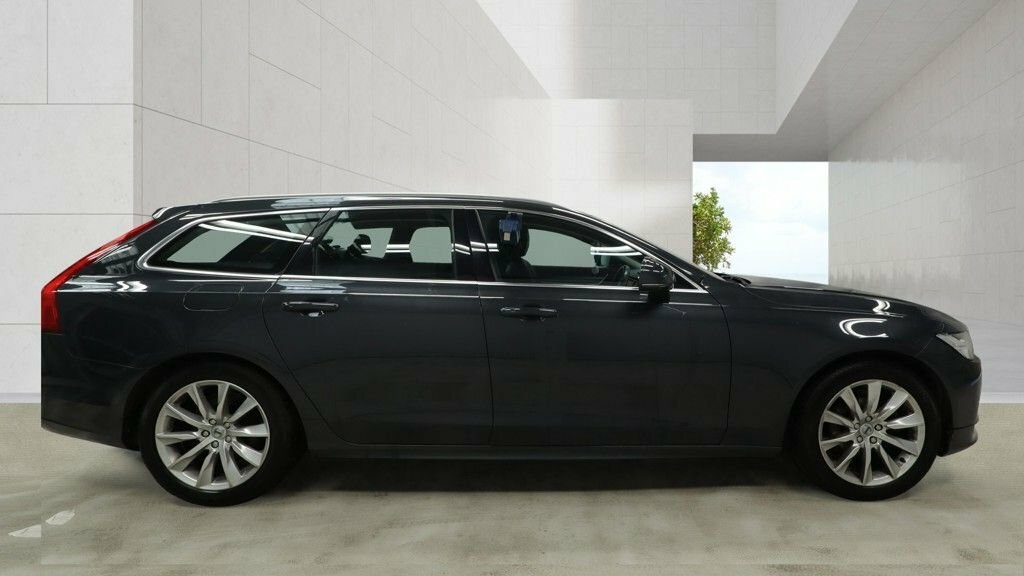 Volvo V90 2L Momentum Plus Grey #5