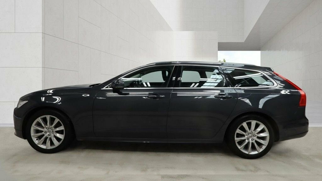 Volvo V90 2L Momentum Plus Grey #6