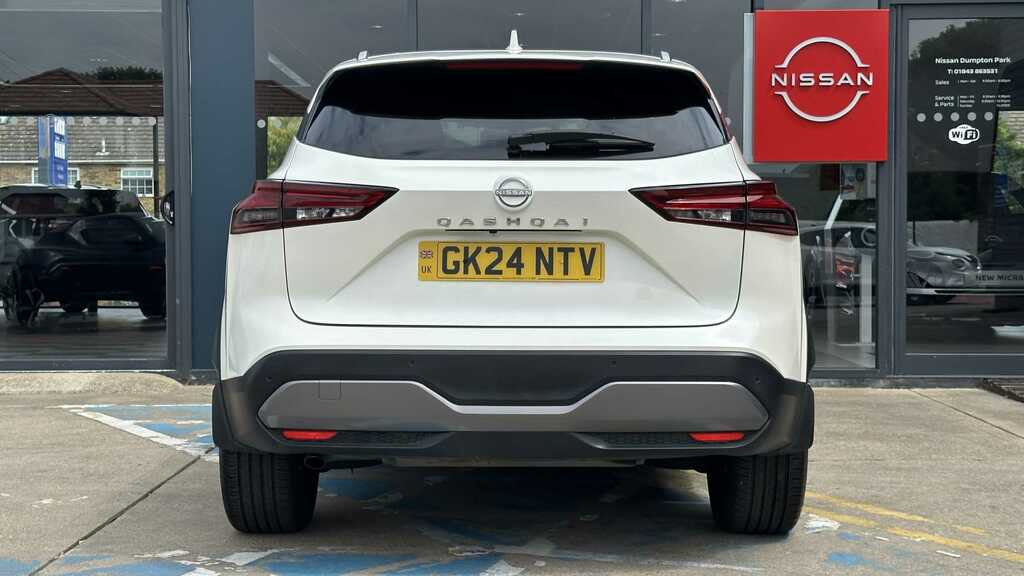 Nissan Qashqai 1.3 Dig-t Mhb 158 Tekna Xtrc 4Wd GK24NTV White #6