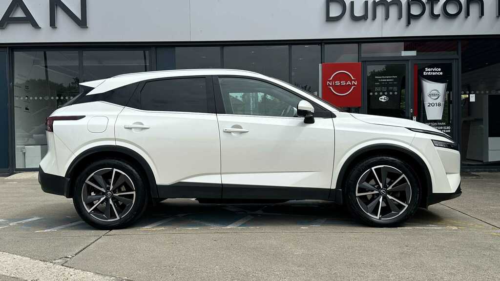 Nissan Qashqai 1.3 Dig-t Mhb 158 Tekna Xtrc 4Wd GK24NTV White #3