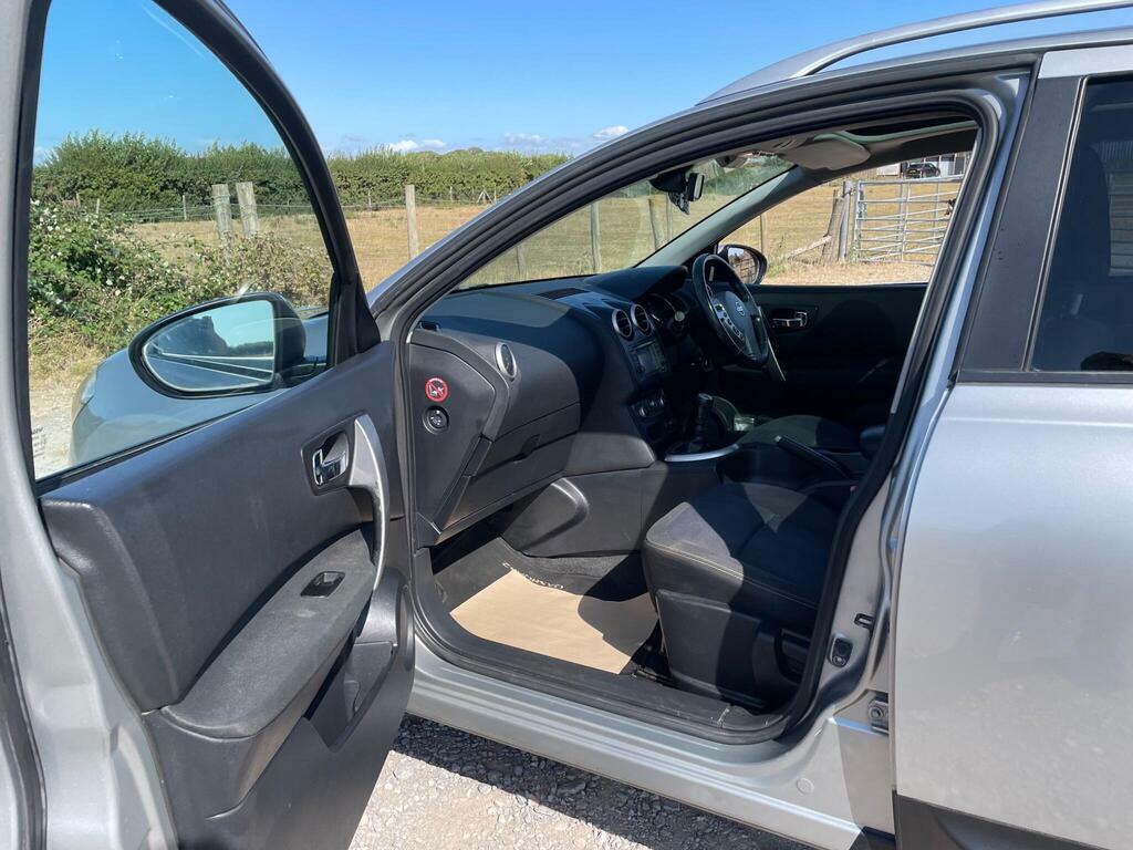 Nissan Qashqai+2 N-tec Plus 2 White #21