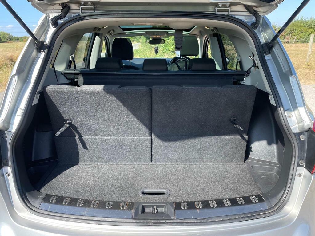 Nissan Qashqai+2 N-tec Plus 2 White #11