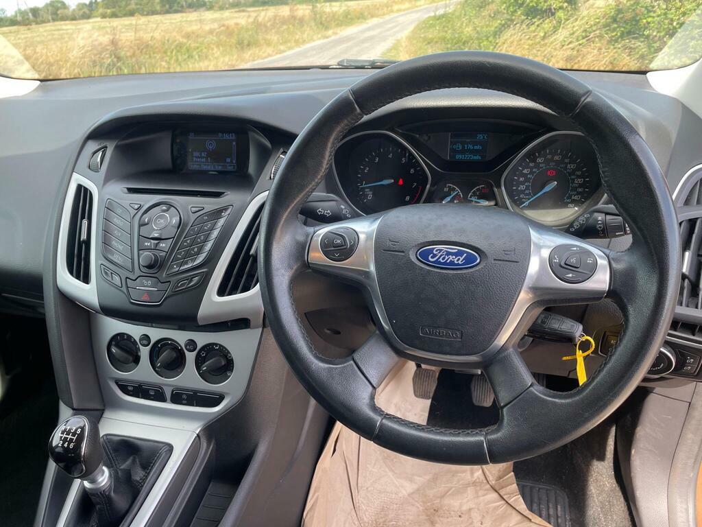 Ford Focus 1.6 Tdci Zetec Euro 5 Ss Black #25