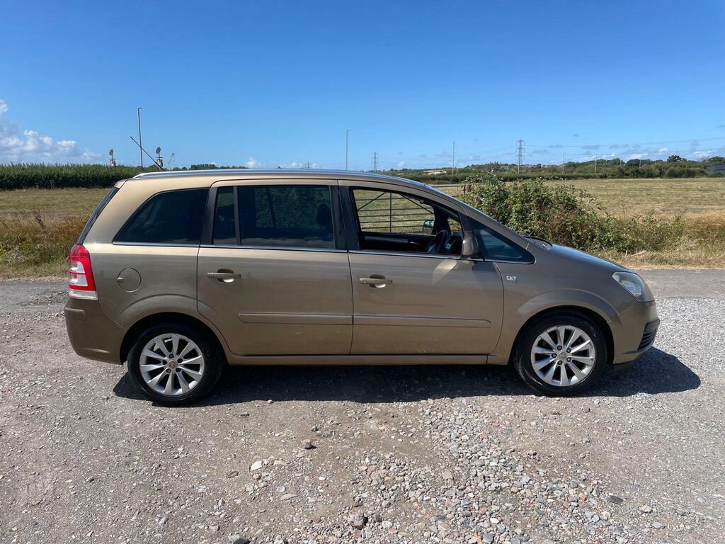 Vauxhall Zafira 1.6 16V Design Euro 5 Brown #4