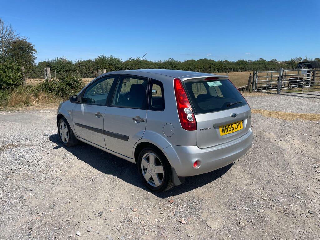 Ford Fiesta 1.4 Fiesta Zetec Climate Purple #8