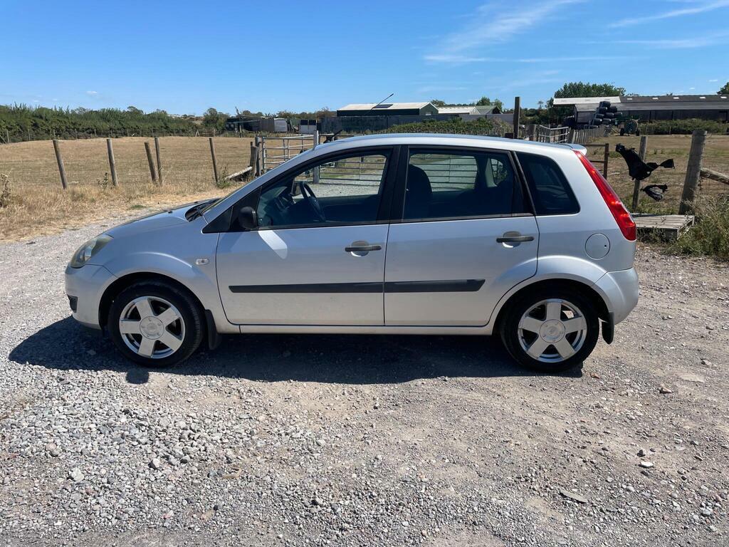 Ford Fiesta 1.4 Fiesta Zetec Climate Purple #7