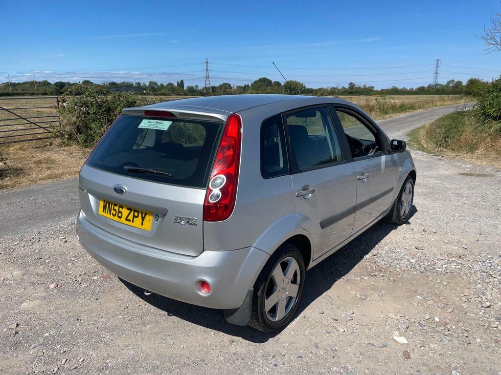 Ford Fiesta 1.4 Fiesta Zetec Climate Purple #5