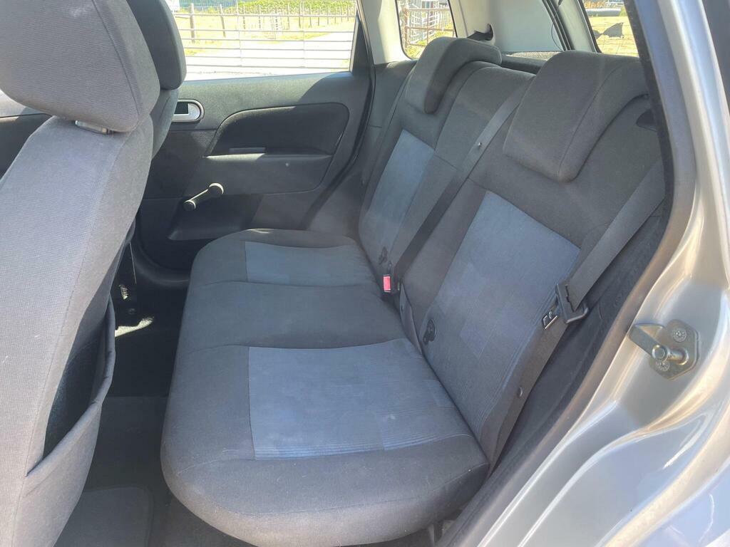 Ford Fiesta 1.4 Fiesta Zetec Climate Purple #18