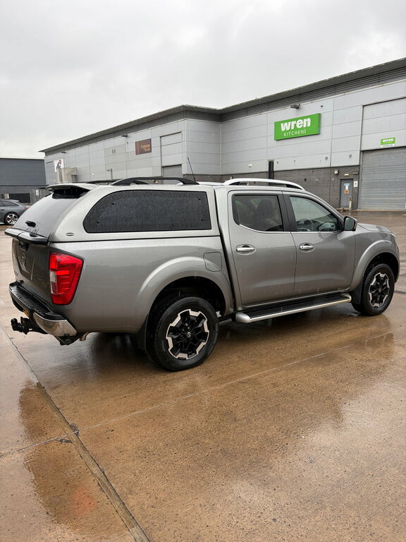 Nissan Navara 2.3 Dci Tekna Pickup Double Cab 4W SV20OAA Grey #5
