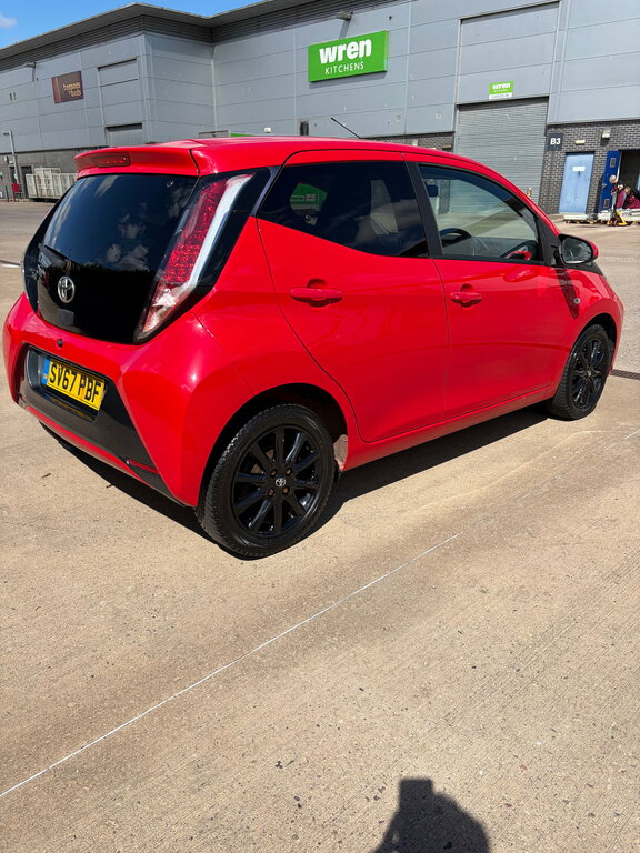 Toyota Aygo 1.0 Vvt-i X-style Hatchback Euro SV67PBF Red #5