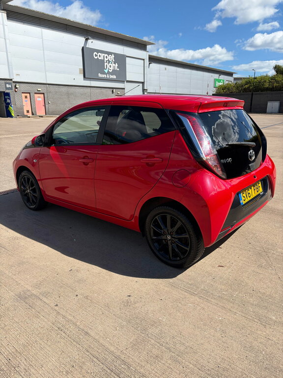 Toyota Aygo 1.0 Vvt-i X-style Hatchback Euro SV67PBF Red #3