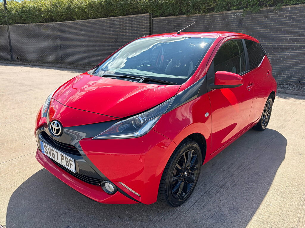 Toyota Aygo 1.0 Vvt-i X-style Hatchback Euro SV67PBF Red