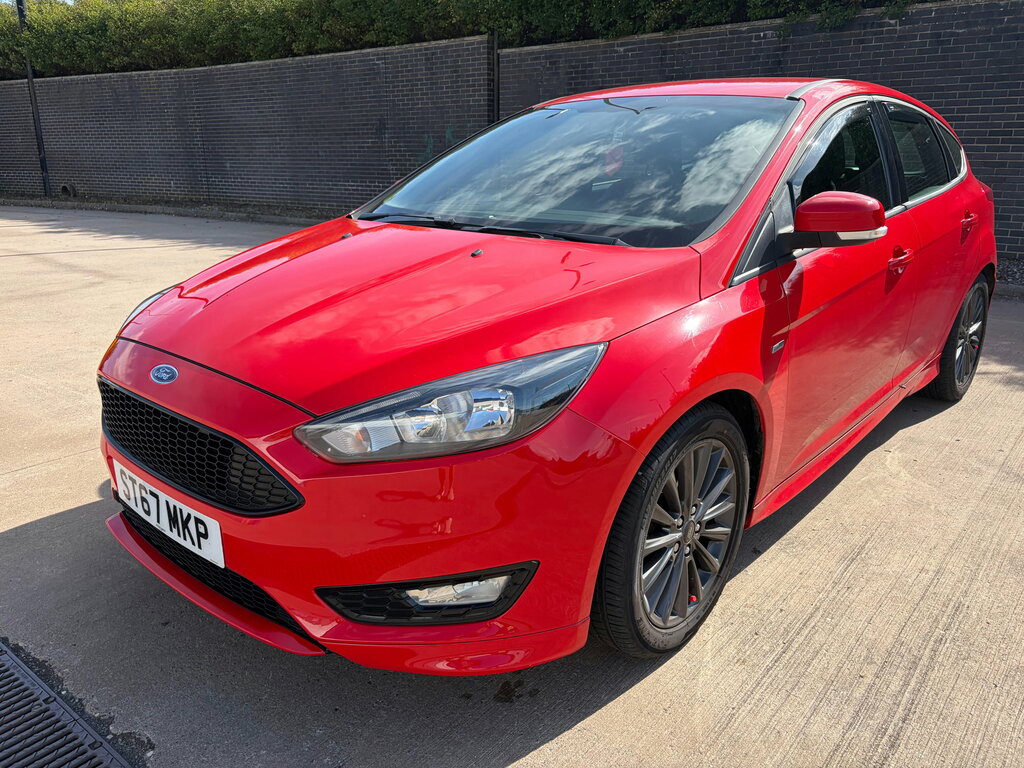 Ford Focus 1.5 St-line Tdci 5 Seat Family Hatchback Wi Grey #1