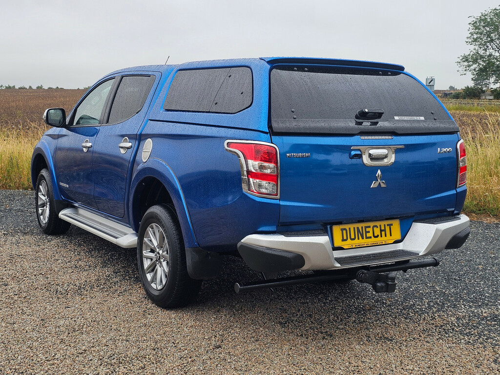 Mitsubishi L200 2.4 Di-d Dc Titan 4Wd Euro 6 White #7