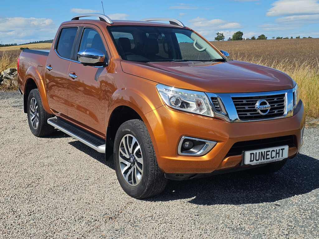 Nissan Navara 2.3 Tekna Dci 12 08 2018 Yellow