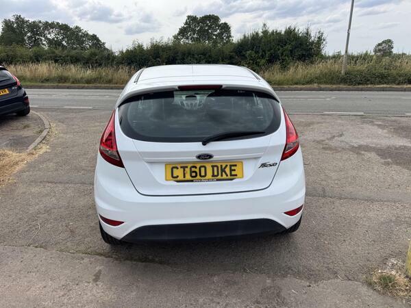 Ford Fiesta 1.25 Edge White #4