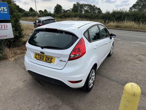 Ford Fiesta 1.25 Edge White #3