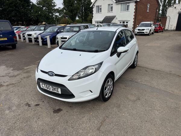 Ford Fiesta 1.25 Edge White #2