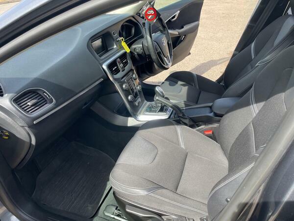 Volvo V40 2.0 D3 R-design Lux Geartronic Euro 5 Ss Blue #19