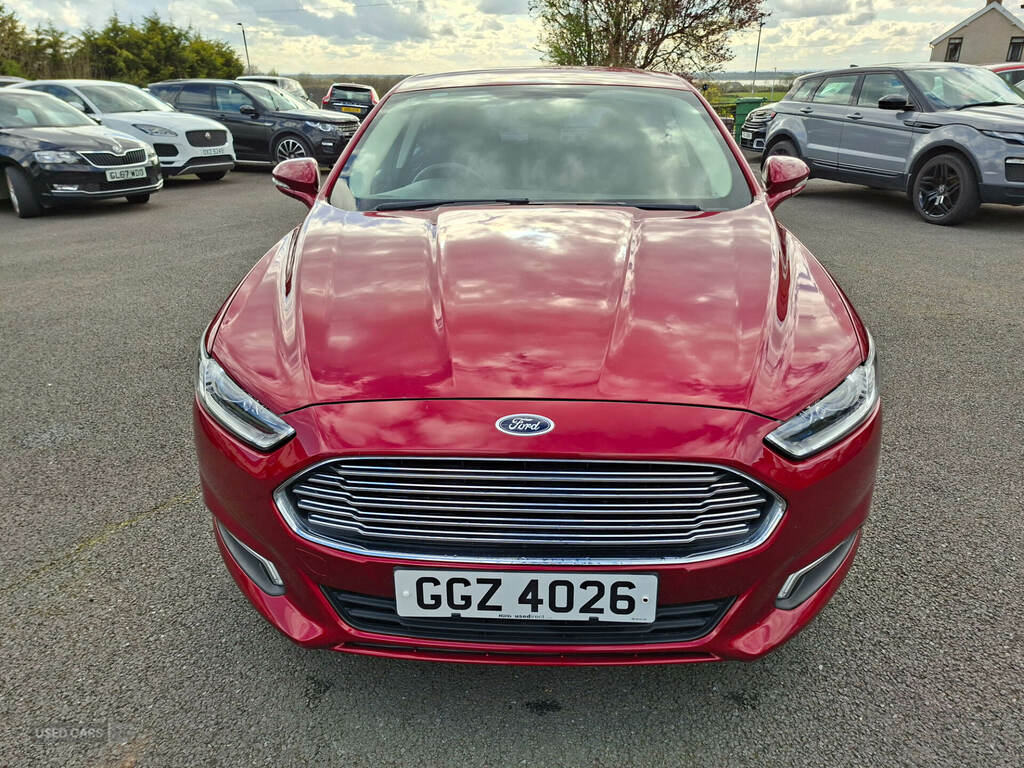 Ford Mondeo 1.5 Tdci Econetic Zetec Red #2