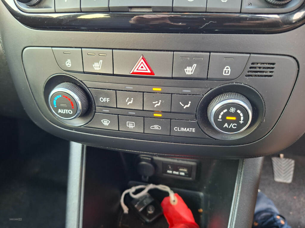 Kia Venga Mpv 1.4 2 Only 24555 Miles On The Clock Mot No Blue #22