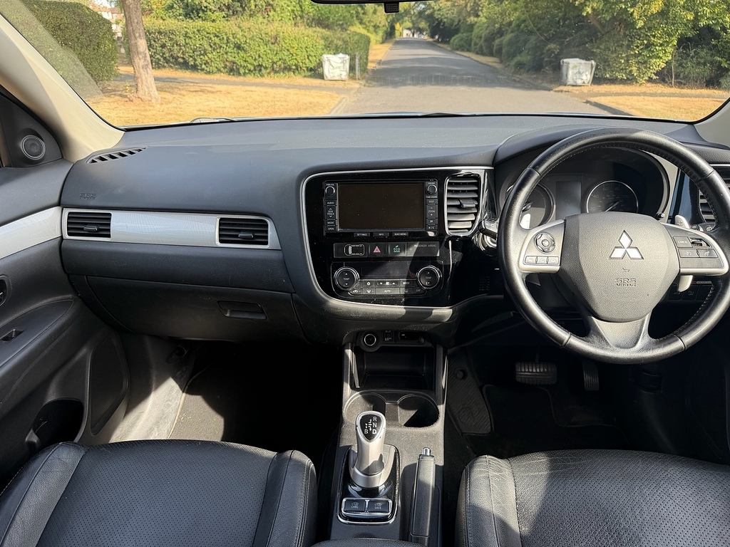 Mitsubishi Outlander 2.0H 12Kwh Gx4h Suv Black #15