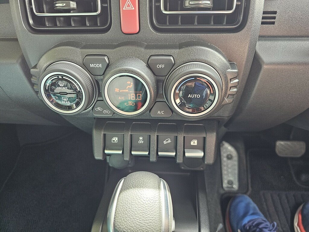 Suzuki Jimny Jimny Sz5 4X4 Grey #29