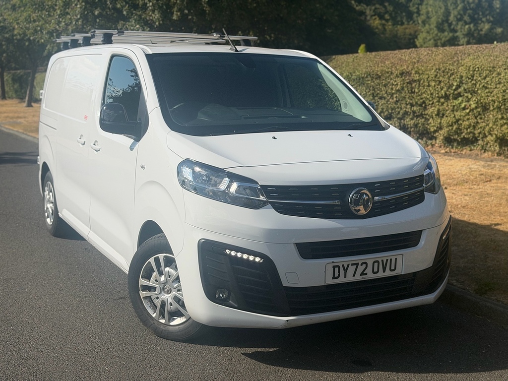 Vauxhall Vivaro Turbo D 2700 Sportive U3664 Ulez White