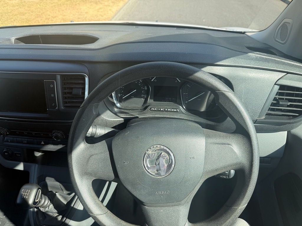 Vauxhall Vivaro Vivaro F3100 Sportive Ss Black #16