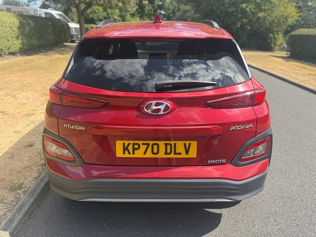 Hyundai Kona Premium U3661 Ulez Red #5