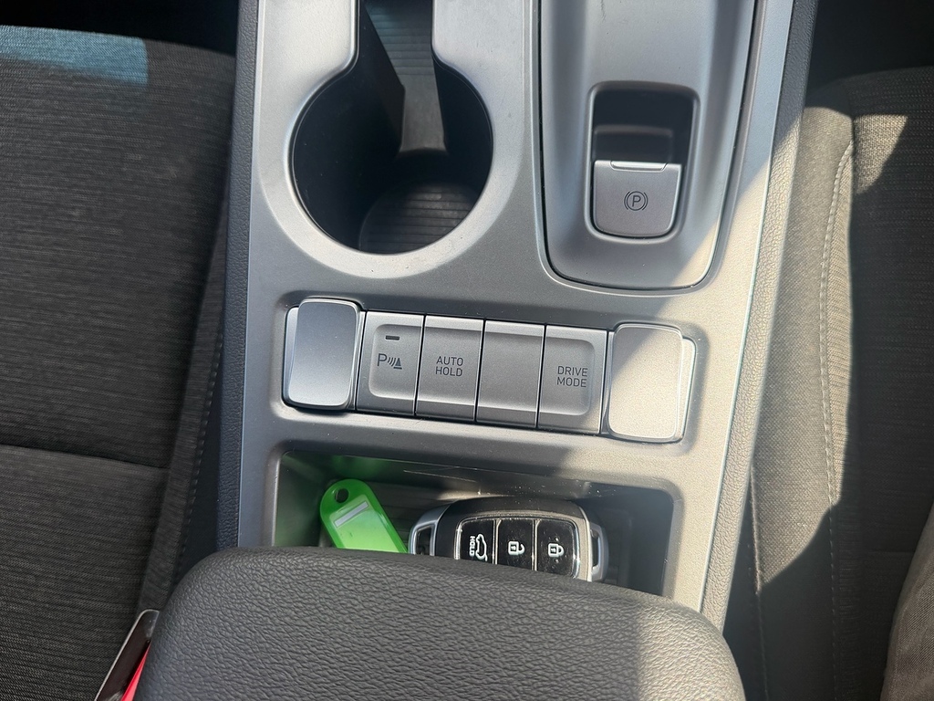 Hyundai Kona Estate Grey #39