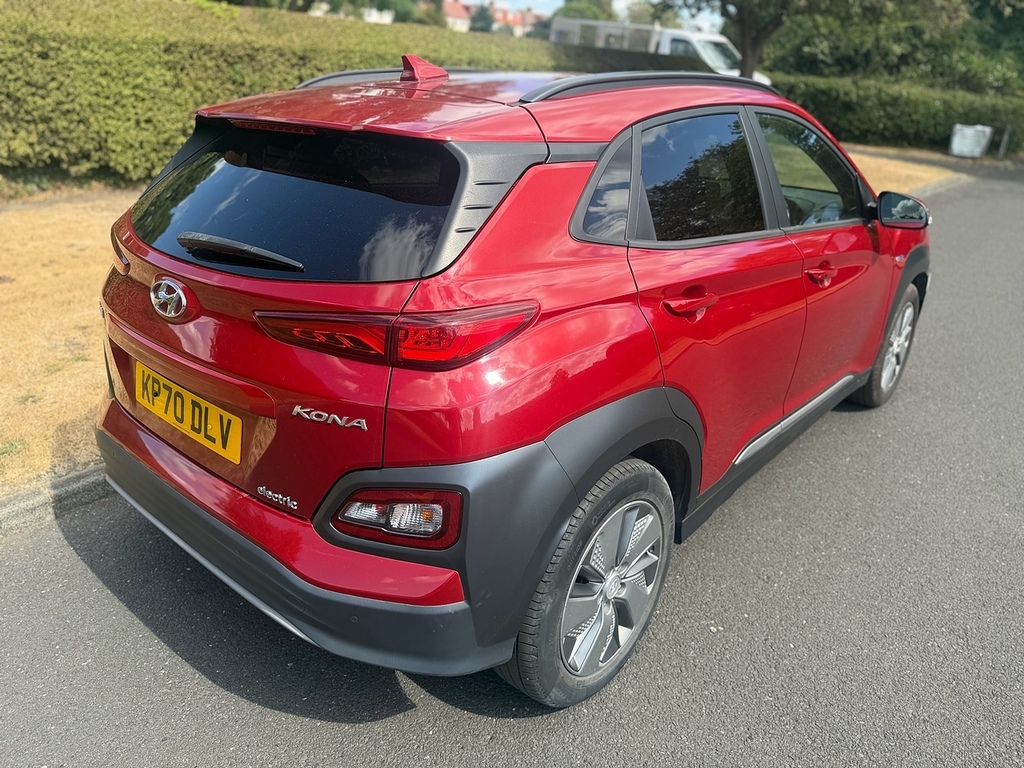 Hyundai Kona Premium U3661 Ulez Red #3