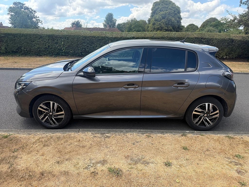 Peugeot 208 1.2 Puretech 100 Allure Premium Grey #9