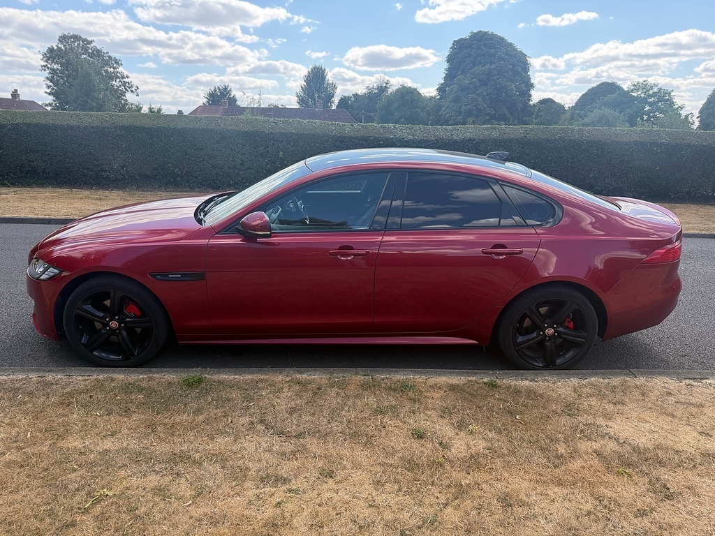 Jaguar XF 2.0D 180 R-sport Awd Blue #9