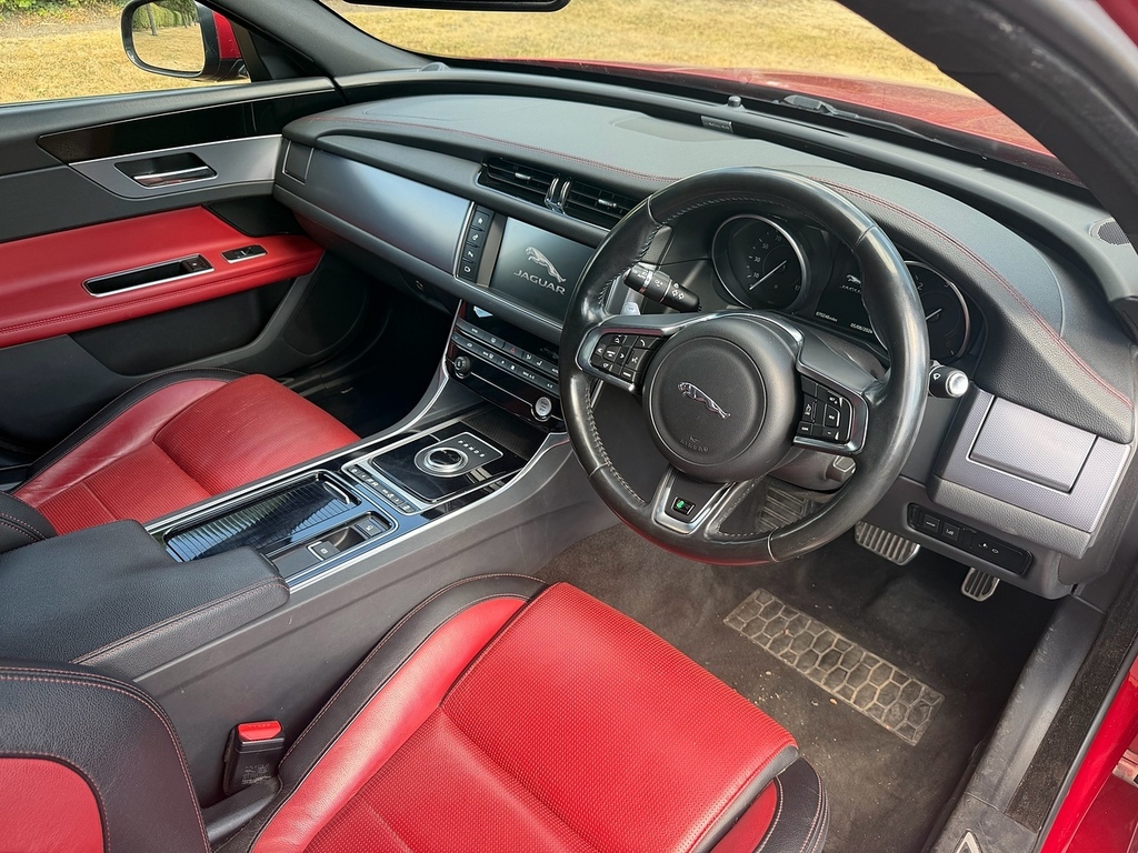 Jaguar XF 2.0D 180 R-sport Awd Blue #23