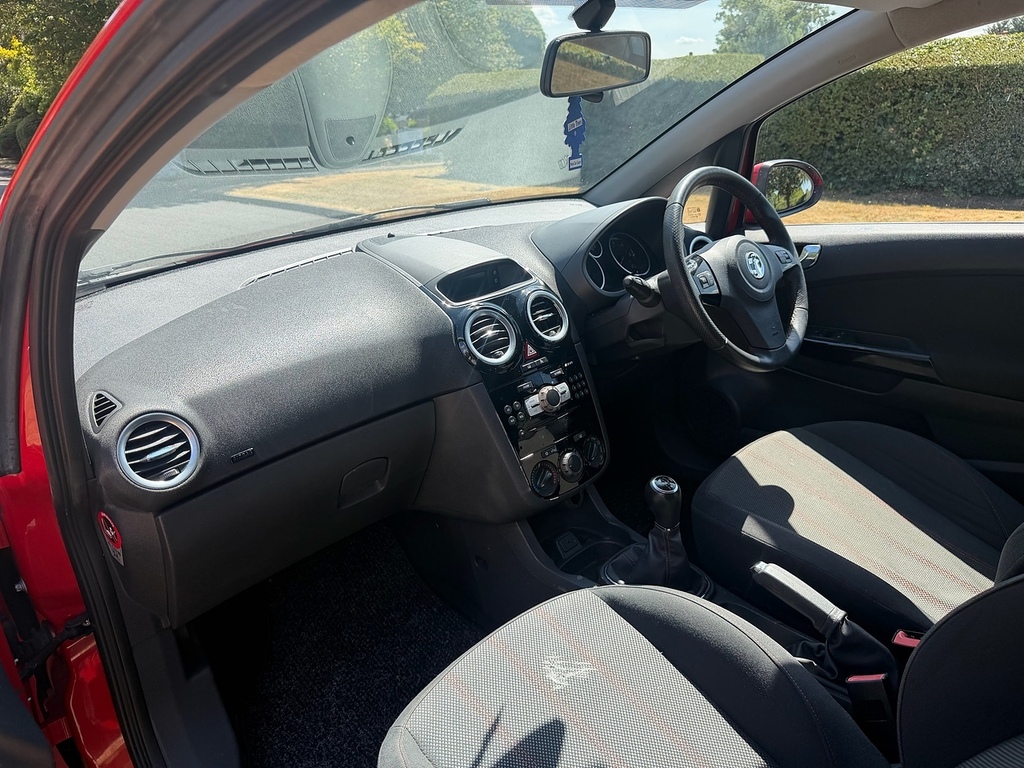 Vauxhall Corsa 1.2I Ecoflex 16V Se Euro 5 Ss Yellow #17