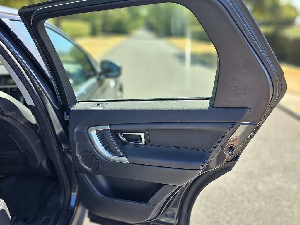 Land Rover Discovery Sport Hse Luxury Grey #59