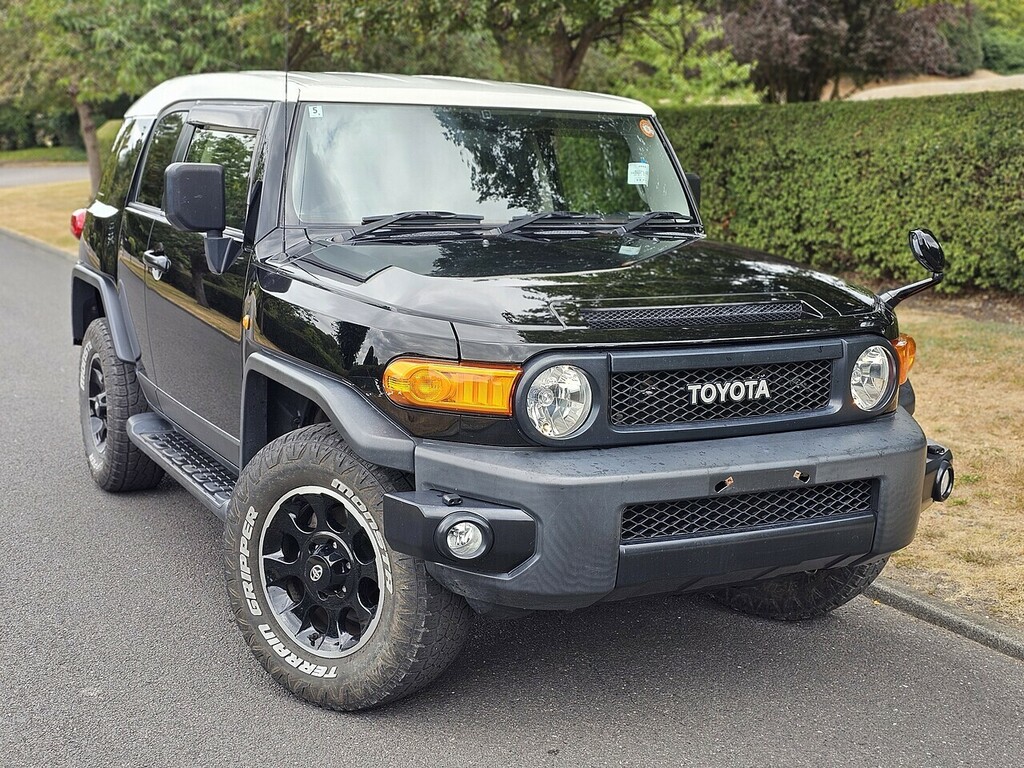 Toyota FJ Cruiser Fj Cruiser U3629 Black