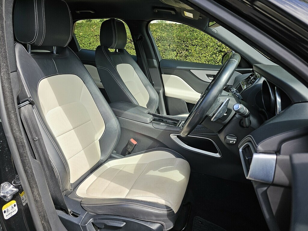 Jaguar F-Pace 2.0I R-sport Suv Awd Euro 6 Ss Silver #13
