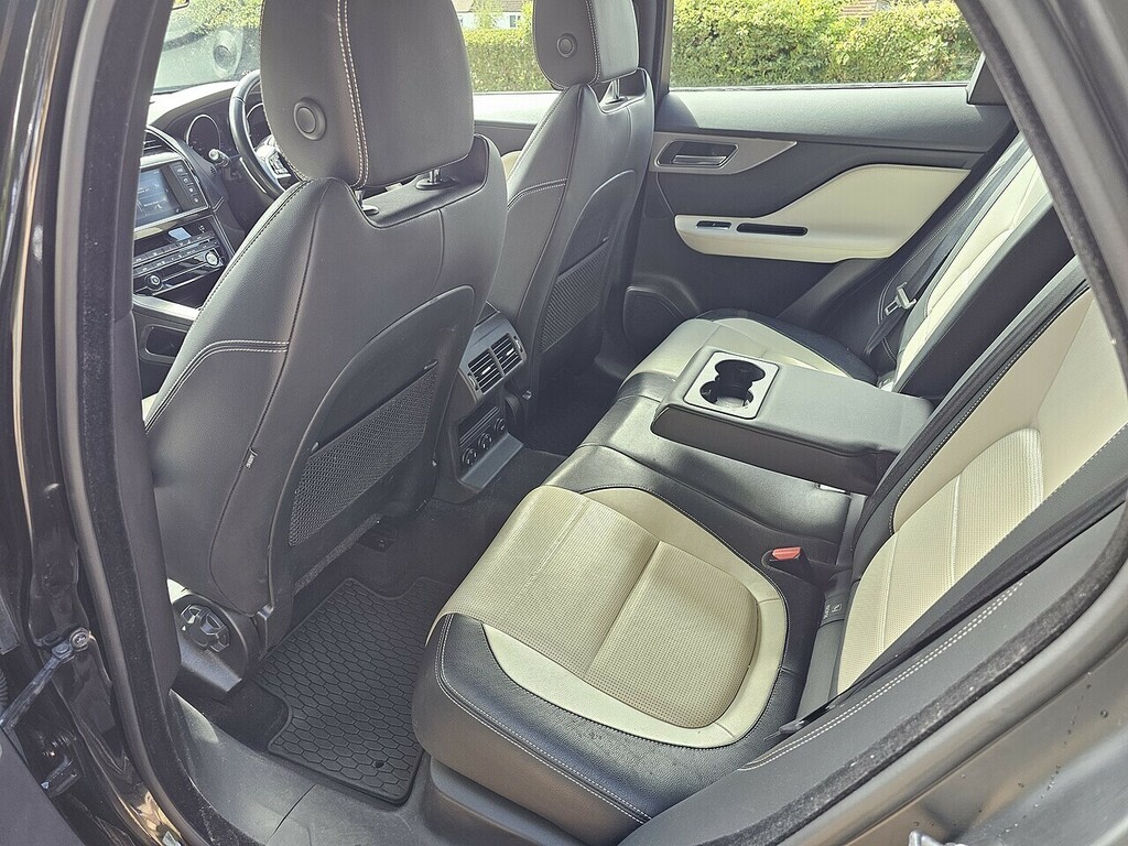 Jaguar F-Pace 2.0I R-sport Suv Awd Euro 6 Ss Silver #16