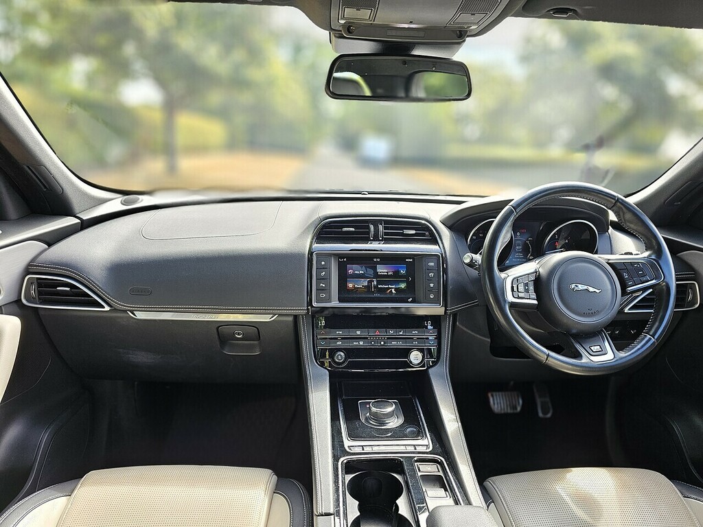 Jaguar F-Pace 2.0I R-sport Suv Awd Euro 6 Ss Silver #20