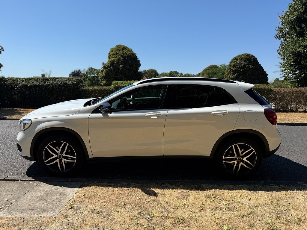 Mercedes-Benz GLA Class Gla180 Urban Edition U3628 Ulez White #6