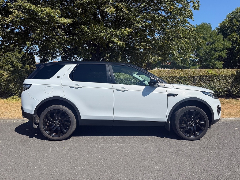 Land Rover Discovery Sport Td4 Hse Black U3675 Ulez White #2