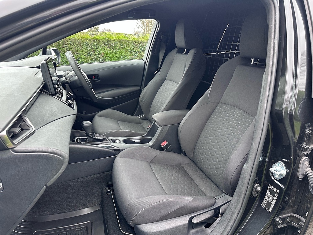 Toyota Corolla 1.8 Vvt-h Gpf Gr Sport Hatchback Hybrid Silver #18