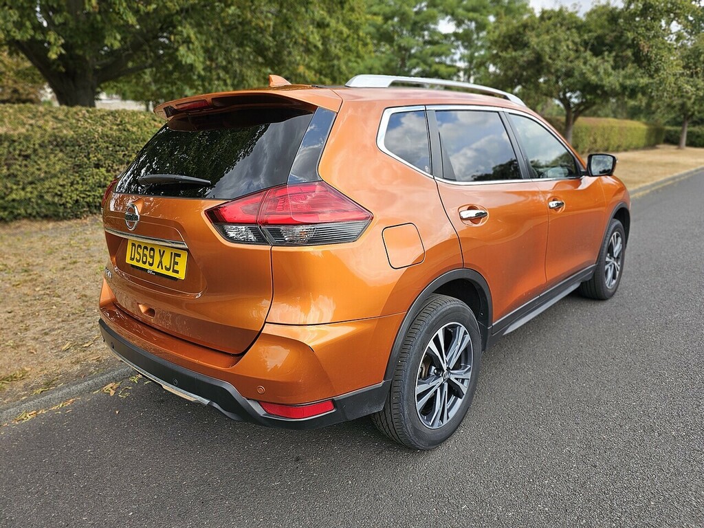 Nissan X-Trail Dig-t N-connecta U3682 Ulez Orange #3
