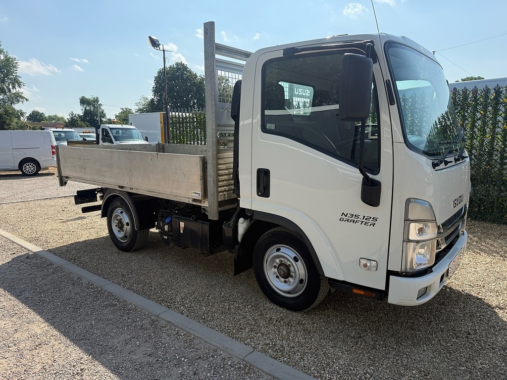 Isuzu N35.125s Swb Tipper LT72DPE White #3