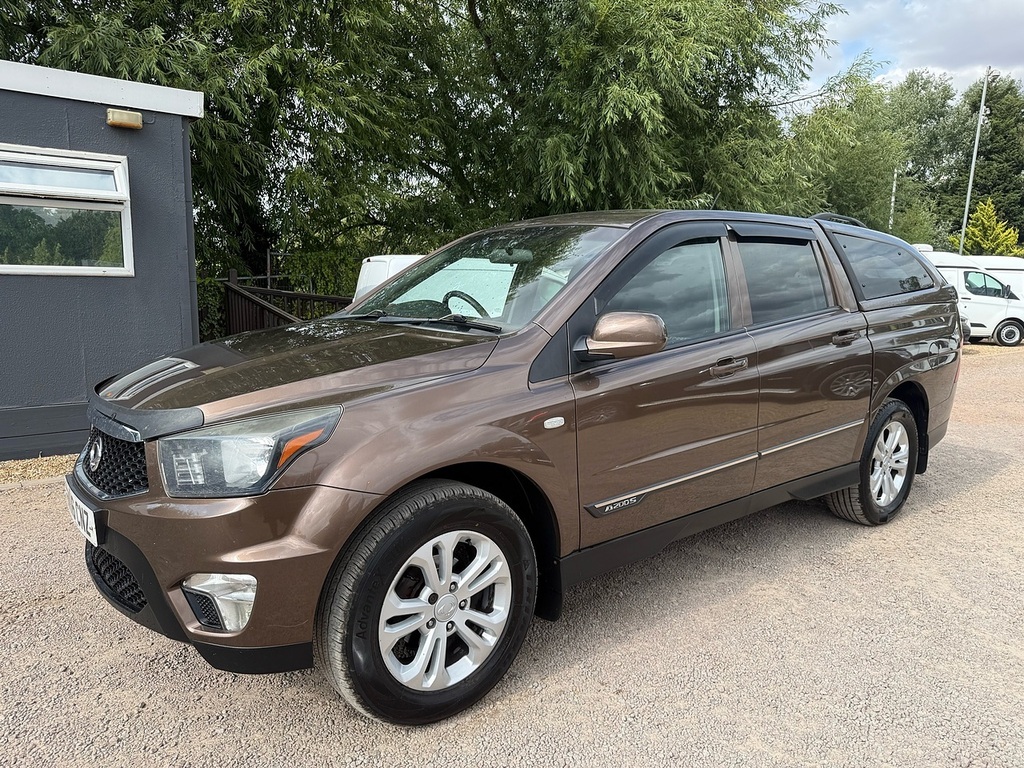 SsangYong Korando Sports D Ex Brown #2